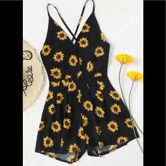 Other - Sunflower 🌻🌻 Romper
